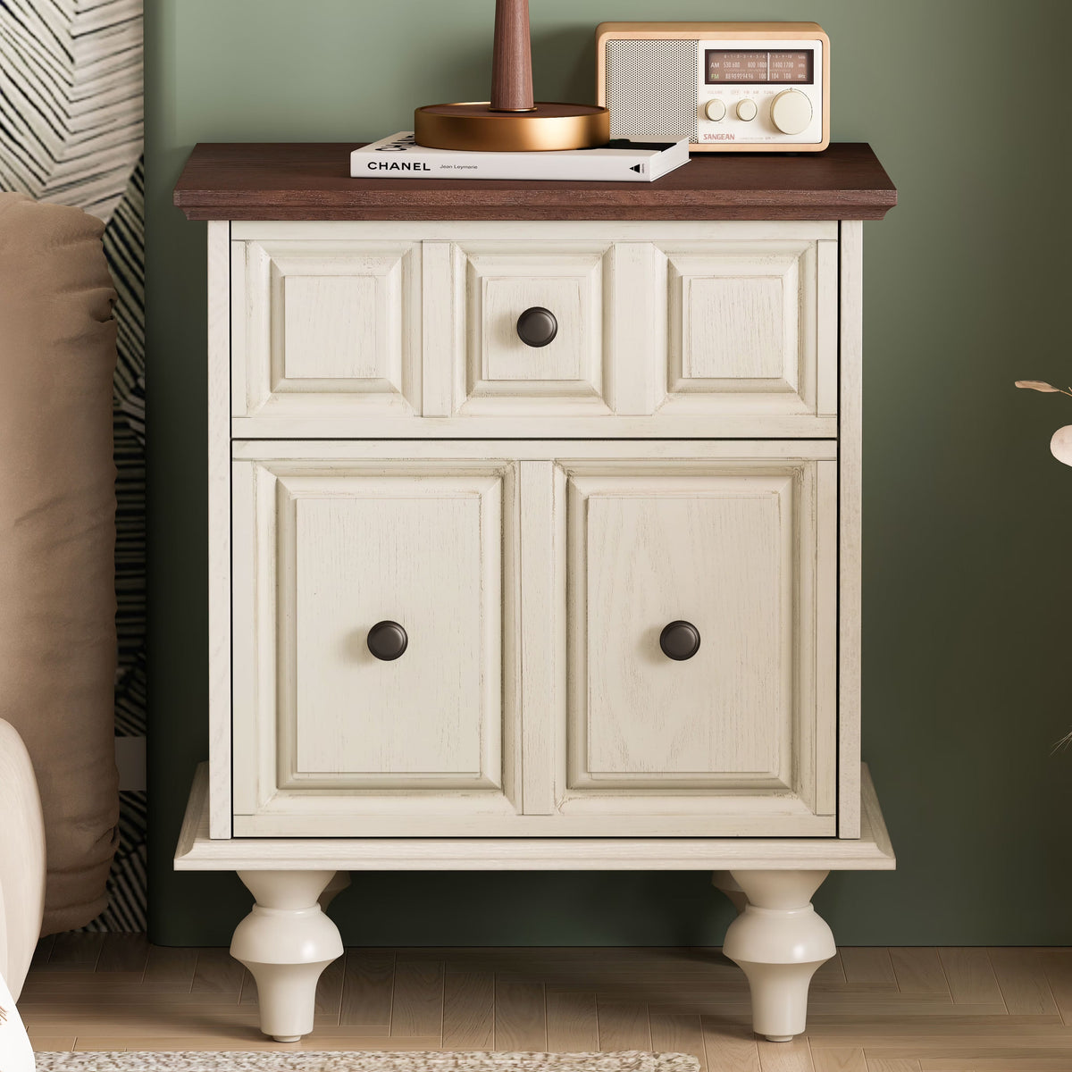 20.47"Vintage Nightstand with 2 Drawers and Roman Column Legs, Solid Wood Bedside End Table, Bedside Cabinet for Bedroom, Living Room(Set of 2)