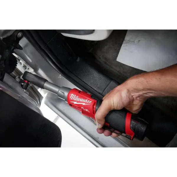 Milwaukee M12 FUEL 12V Extended-Reach Cordless Ratchet Set: 1/4″ + 3/8″ High-Speed Models